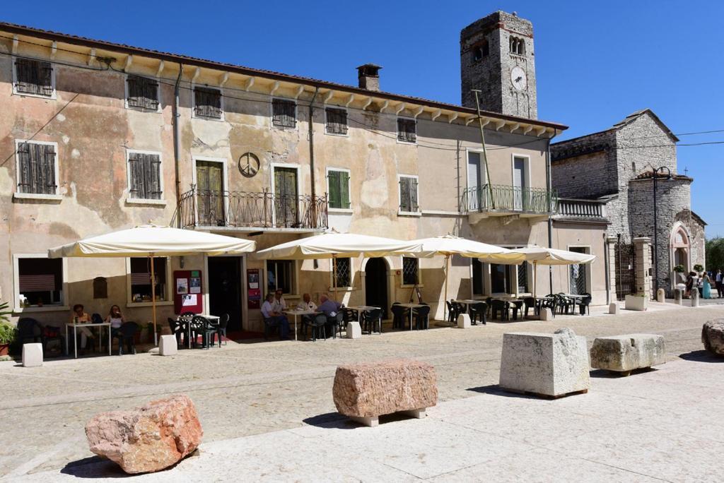 Bed and Breakfast La Grande Casa Valpolicella Сант-Амброджо-ди-Вальполичелла Экстерьер фото